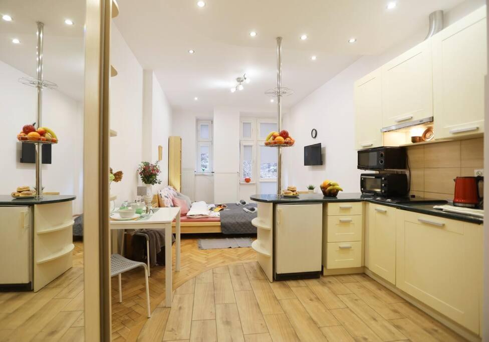 Batorego Cosy Apartment 2 Krasków Dış mekan fotoğraf