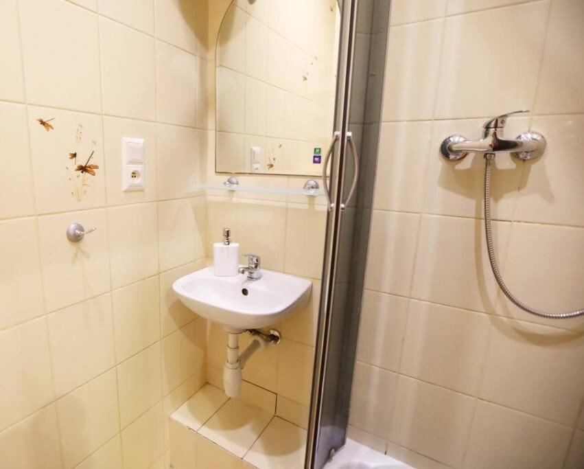 Batorego Cosy Apartment 2 Krasków Dış mekan fotoğraf